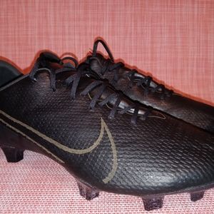 Nike Mercurial Vapor 13 Elite Tech size 6